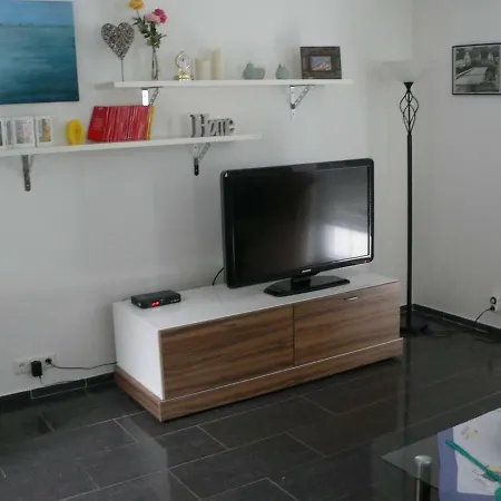 Zum Gruenen Holz Tatil Evi